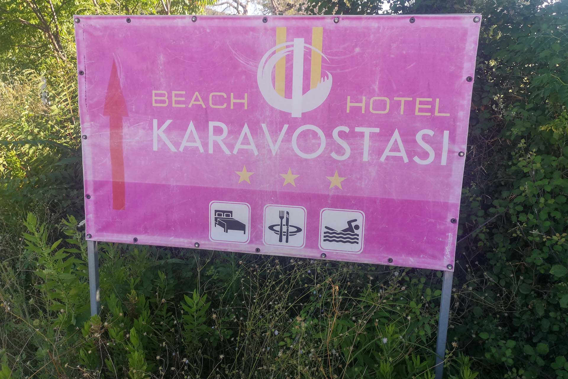 Beach Hotel Karavostasi