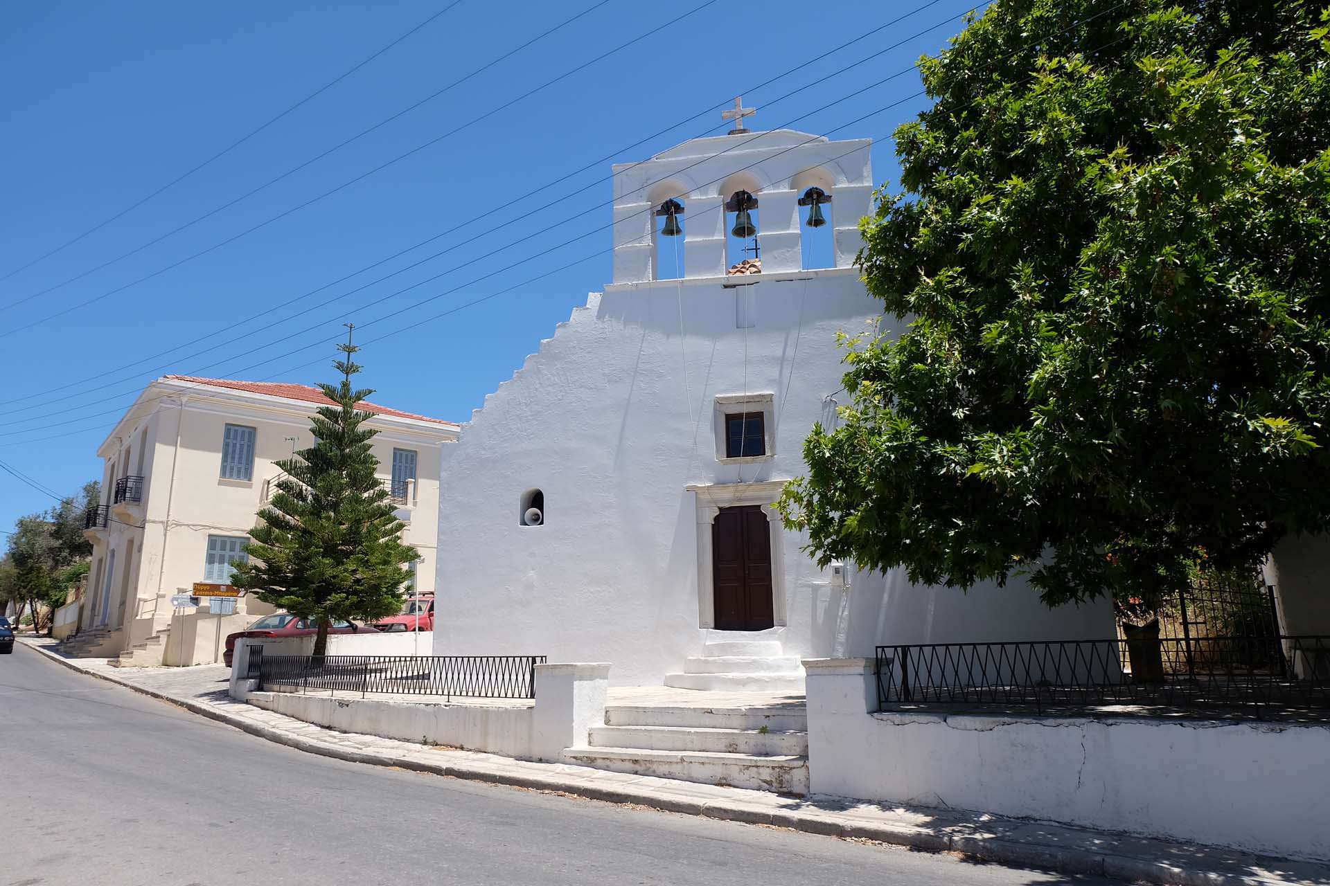 Die historische byzantinische Kirche Panagia Protothronos in Chalki